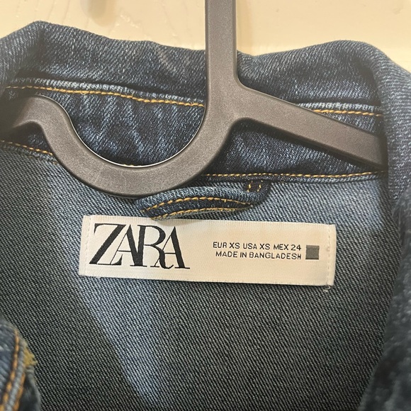 Zara Dark Blue Distressed Denim Jacket - Picture 2 of 3